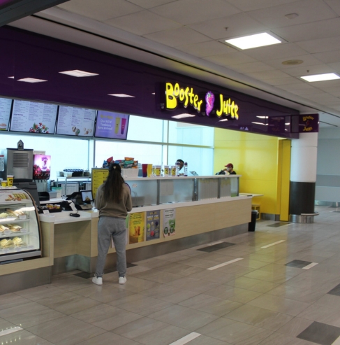 Booster Juice Pier A